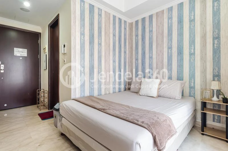 Bedroom Studio Apartment with City View at Menteng Park