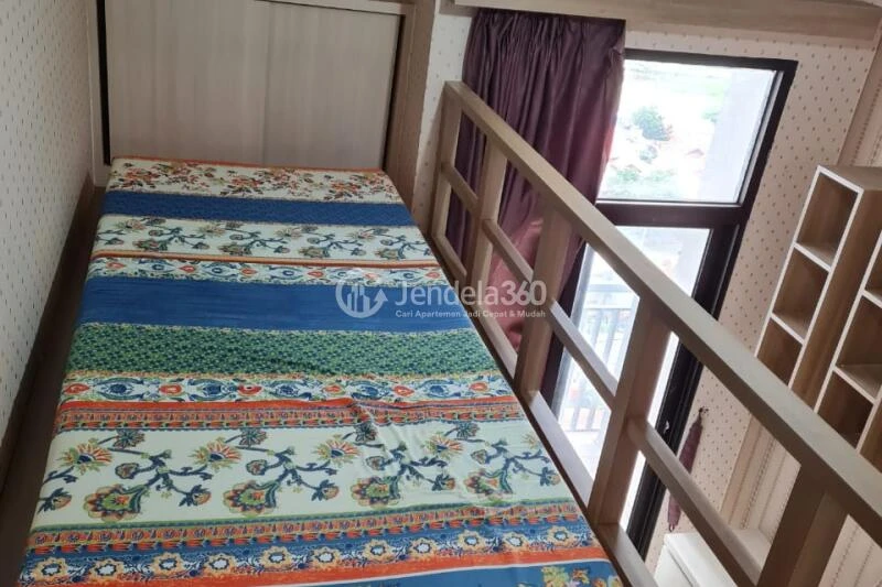 Bedroom Good Deal Studio Apartment Low Floor with  View at Dave Apartment