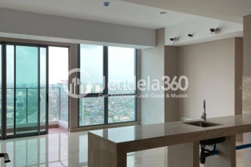 Living Room High Floor 3BR Apartment with City View at Holland Village Apartment
