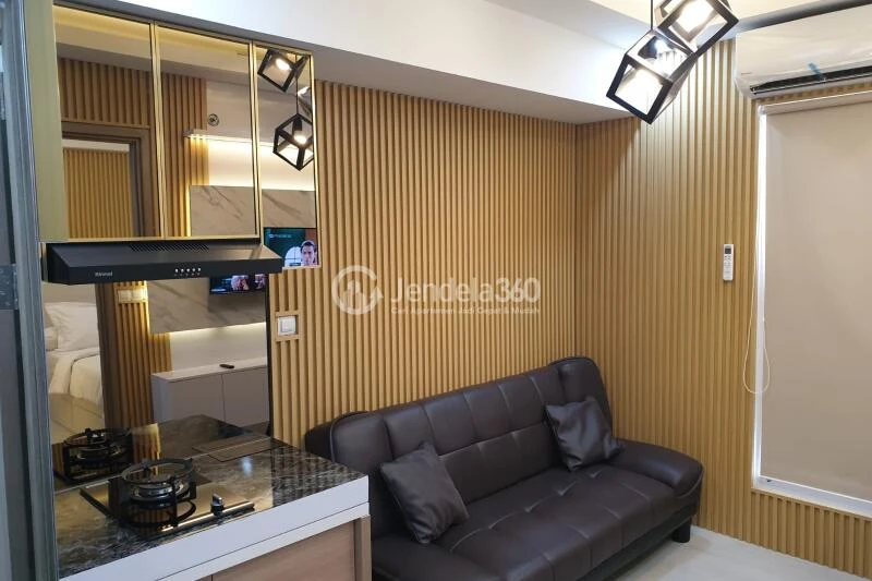 Living Room Strategic Location 2BR Apartment Low Floor with  View at Podomoro Golf View Apartment