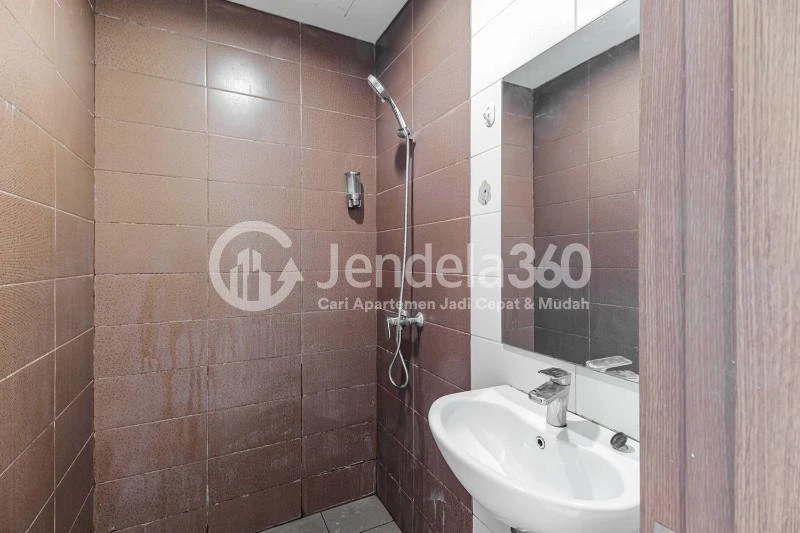 Bathroom Puri Orchard Apartment Studio View Kota