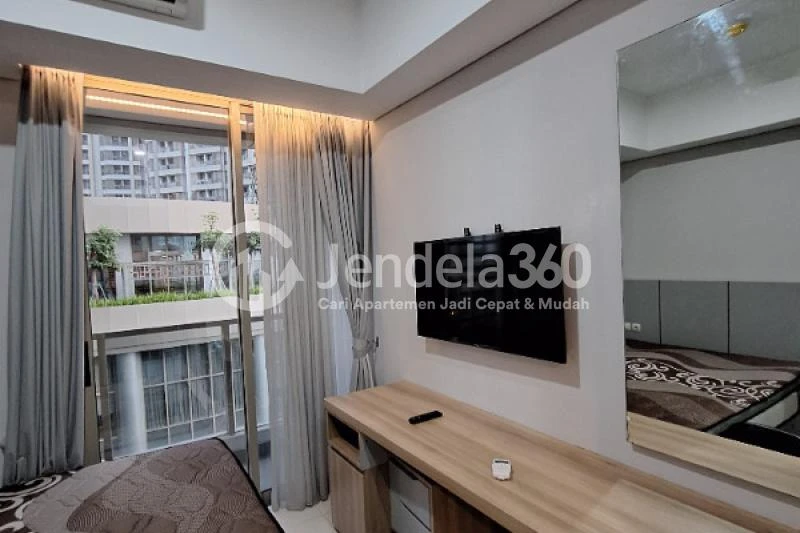 Bedroom Studio Apartment with City View at Taman Anggrek Residence
