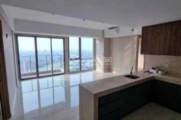 Living Room Cozy 3BR Apartment High Floor with City View at Holland Village Apartment