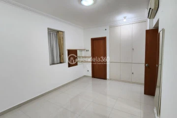 Bedroom Trendy 3BR Apartment at Grand Palace Kemayoran Tower C