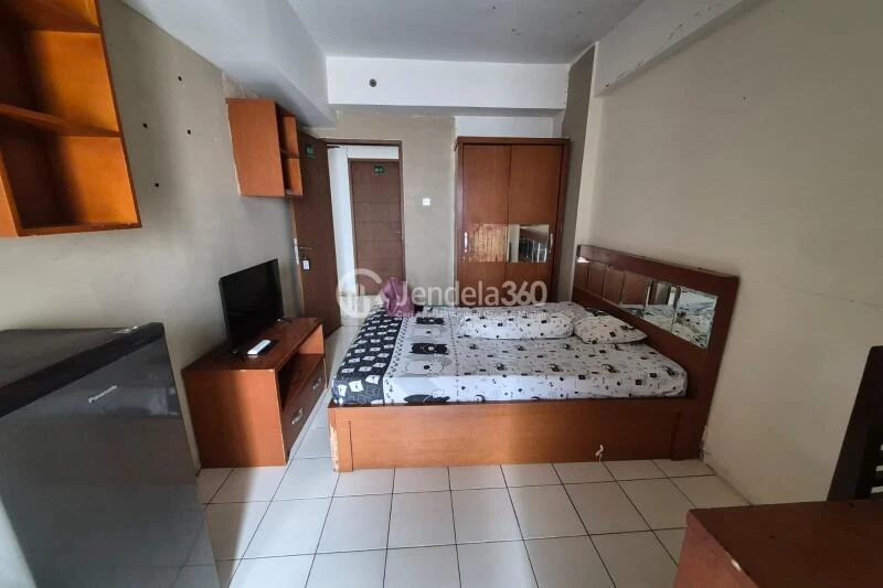 Bedroom Relaxed Studio Apartment at Margonda Residence 2 Low Floor