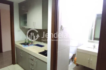 Kitchen 1BR Apartment with City View at MTH Square