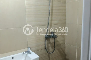 Bathroom Low Floor Studio Apartment with City View at Paradise Mansion Apartment