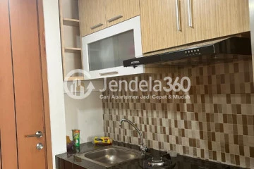 Kitchen 1BR Apartment with City View at Margonda Residence 5