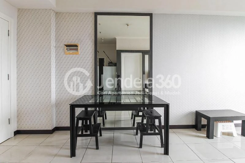 Dining Room Silkwood Residence 2BR Tower Oak