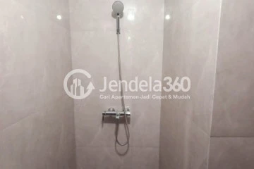 Bathroom Relaxed Studio Apartment at Klaska Residence Low Floor