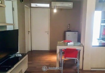 Living Room Low Floor 3BR Apartment with Jalan View at Kalibata City Apartment
