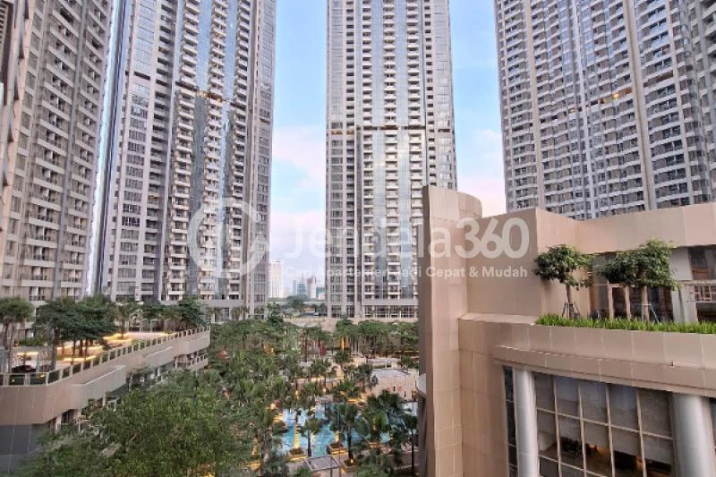 Balcony Studio Apartment with City View at Taman Anggrek Residence