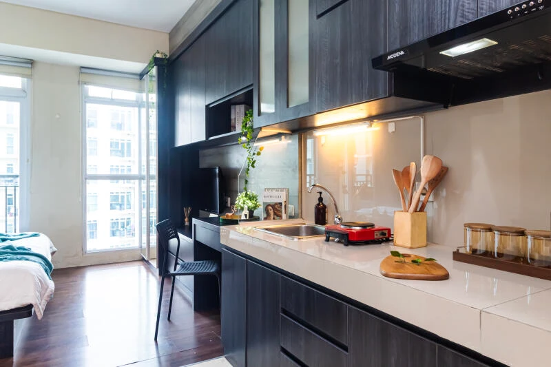 Kitchen Puri Orchard Apartment Studio View pool and city