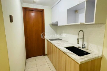 Kitchen 2BR Grand Palace Kemayoran Apartment at Middle Floor