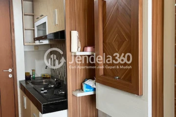 Kitchen 1BR Apartment with City View at Margonda Residence 5