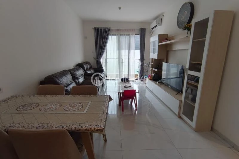 Living Room Lovely 3BR Apartment Low Floor with  View at Sky House BSD Apartment