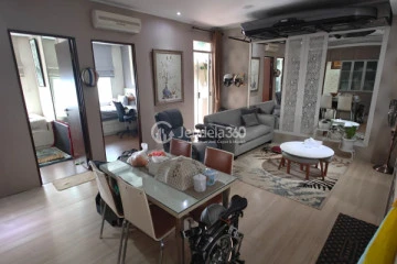Living Room 2BR Apartment with City View at Casablanca Mansion