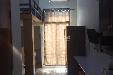 Bedroom Studio Apartment with  View at Dave Apartment