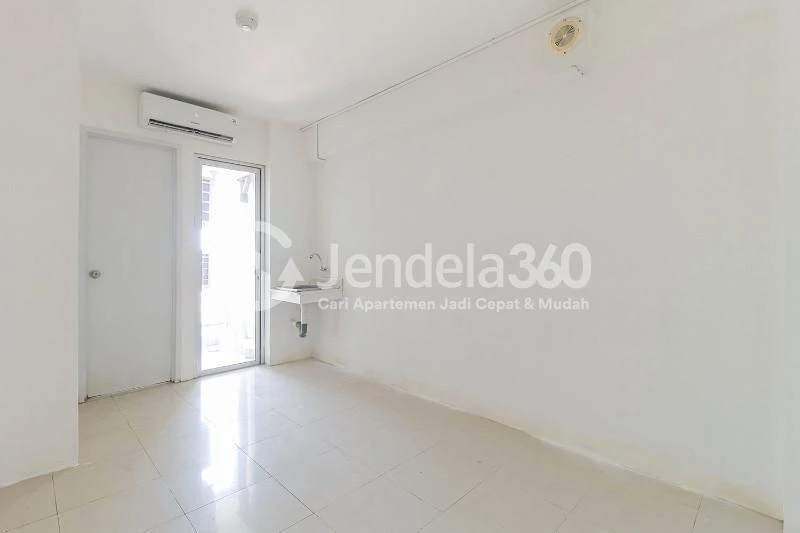 Living Room Well Located 2BR Apartement at Bassura City 15 Mins to AEON JGC, Non Furnished