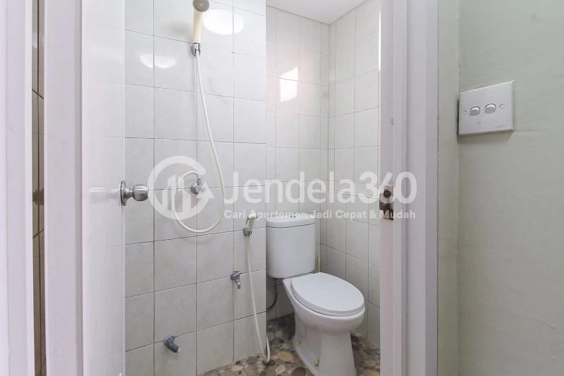 Bathroom Bintaro Park View Studio View City