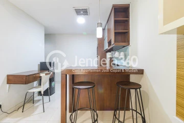 Kitchen Good Deal Studio Apartment Low Floor with City View at Tamansari Sudirman