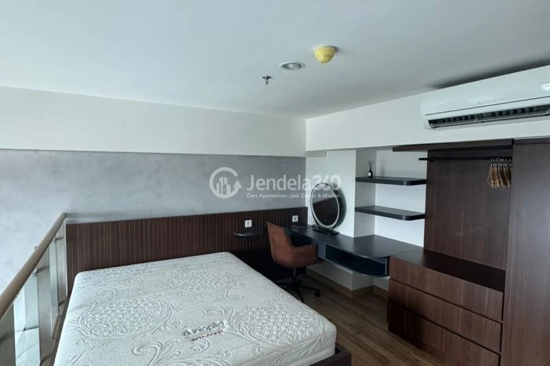 Bedroom Homey 1BR Apartment Low Floor with  View at Southgate Residence
