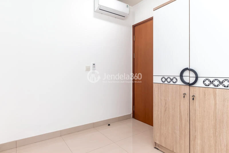 Bedroom 3 High Floor 3BR Apartment with City View at Sahid Sudirman Residence