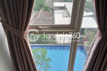 Balcony Good Deal Studio Apartment Low Floor with City View at Nifarro Park Apartment