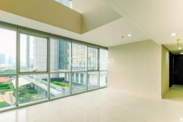 Living Room Low Floor 3BR Apartment with City View at Ciputra World 2 Apartment