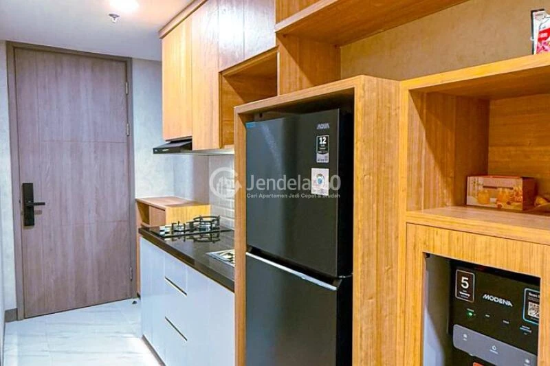 Kitchen High Floor Studio Apartment with  View at Pakuwon Residence Bekasi