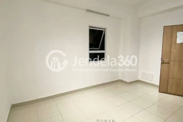 Bedroom Middle Floor Studio Apartment with  View at Green Palm Residence