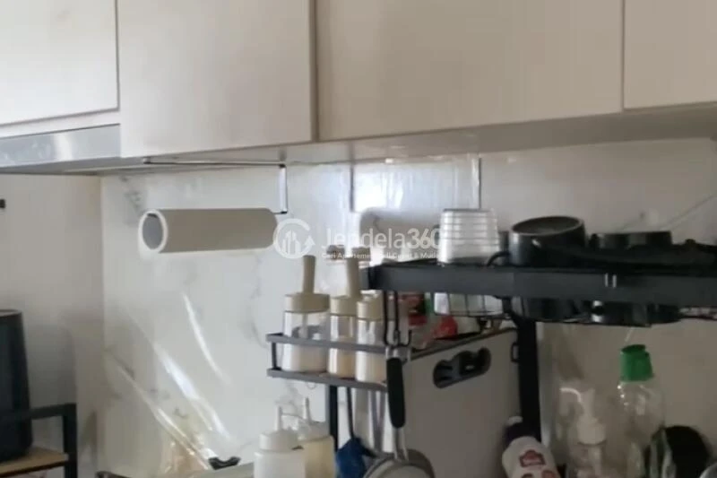 Kitchen Excellent 2BR Apartment High Floor with City View at Green Sedayu Apartment