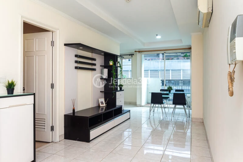 Living Room Spacious 3BR Apartment Low Floor with - View at MOI Frenchwalk