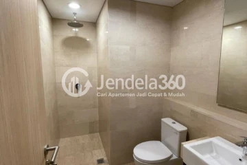 Bathroom 3BR Holland Village Apartment at Tower Holland One