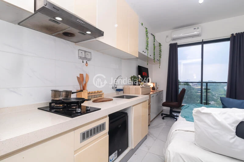 Kitchen Best Deal Studio Apartment at Sky House BSD Apartment Tower Leonie