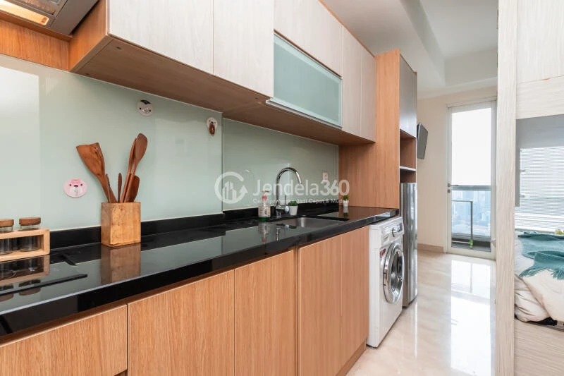 Kitchen Studio Menteng Park Apartment at Tower Diamond