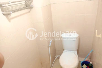 Bathroom Studio Apartment with City View at Green Palm Residence