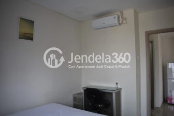 Bedroom Middle Floor 1BR Apartment with City View at Paradise Mansion Apartment
