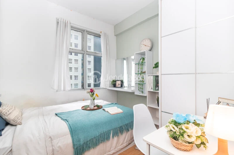 Bedroom 1 2BR Apartment with  View at Pancoran Riverside Apartment
