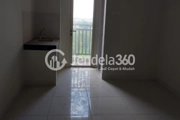 Bedroom Studio Apartment with City View at Green Lake View Depok Apartment