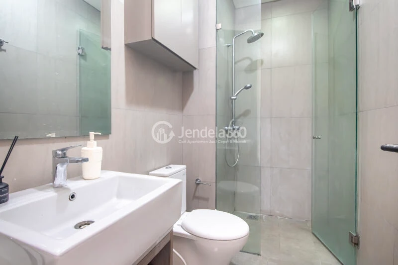 Bathroom Low Floor 2BR Apartment with Pool View at Fatmawati City Center Apartment