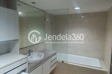 Bathroom 2BR Tamansari The Hive Apartment at Tower A