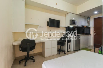 Bedroom Low Floor Studio Apartment with City View at Taman Melati Margonda Apartment