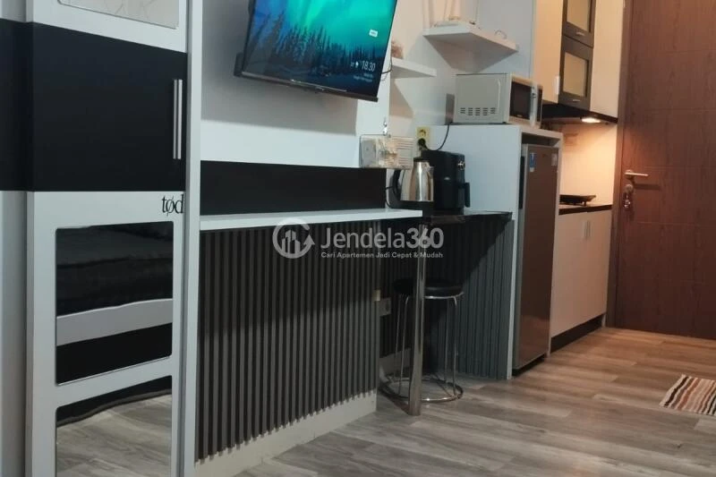 Bedroom Studio Apartment with  View at Easton Park Residence Jatinangor
