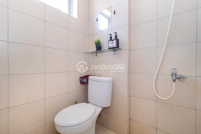 Bathroom Oak Tower Apartment 2BR Tower A