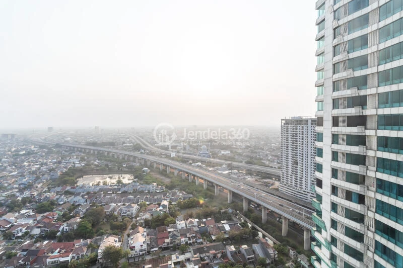 Balcony Studio Grand Kamala Lagoon Apartment at Low Floor