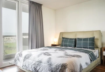 Bedroom 1BR Royale SpringHill Residence Apartment at Tower Bulgari