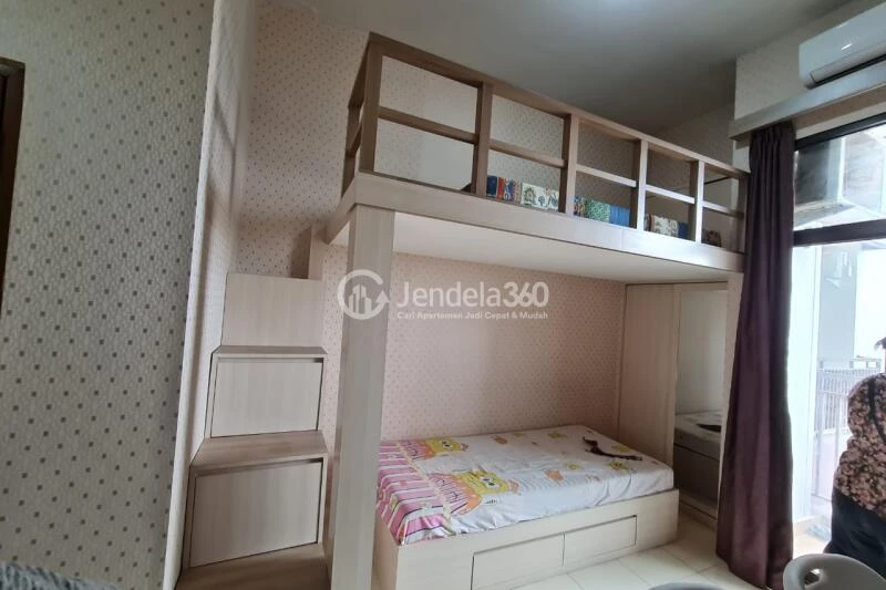 Bedroom Good Deal Studio Apartment Low Floor with  View at Dave Apartment
