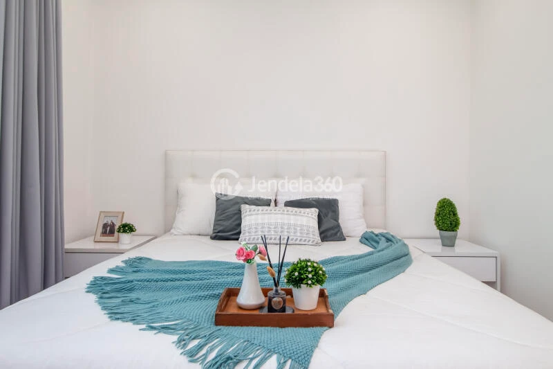 Bedroom 2 High Floor 2BR Apartment with City View at Sahid Sudirman Residence