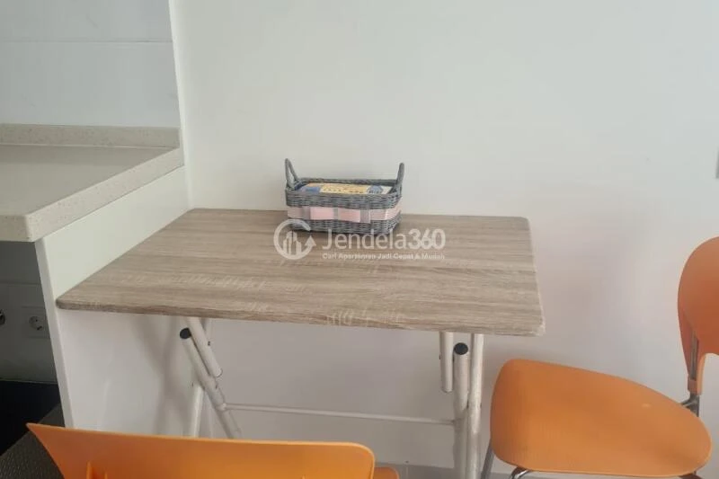 Bedroom Low Floor Studio Apartment with City View at Sky House Alam Sutera